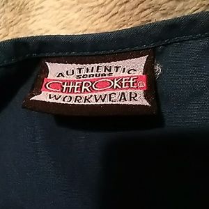 Cherokee medium size dark green scrub top